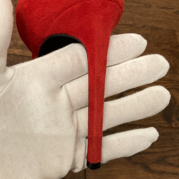 Yves Saint Laurent Paris heels - Picture 17 of 17